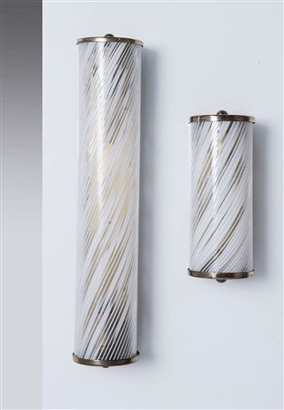 Lotto di due appliques, Produzione Muranese, Anni ‘70. Struttura in ottone ed...