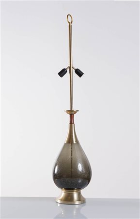 Grande lampada da tavolo, Produzione Italiana, Anni ‘60. Parte centrale in...