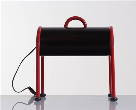 Ettore Sottsass (1917 - 2007), Lampada da tavolo “Valigia”, Produzione...