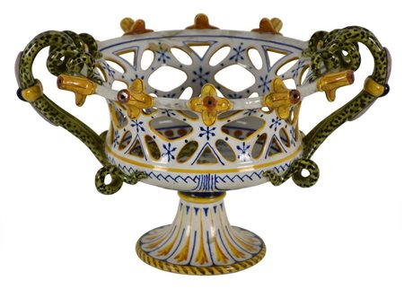 Alzata centrotavola manifattura Ginori, fine secolo XIX in ceramica...