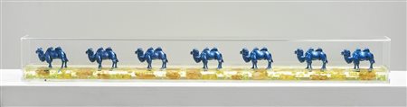 SWEETLOVE WILLIAM (n. 1949) Seven Cloned blu camels. 2006. Resina epossidica...