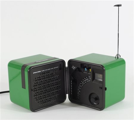 Brionvega: radiocubo di colore verde modello TS505. Disegno di Zanuso & Sapper.