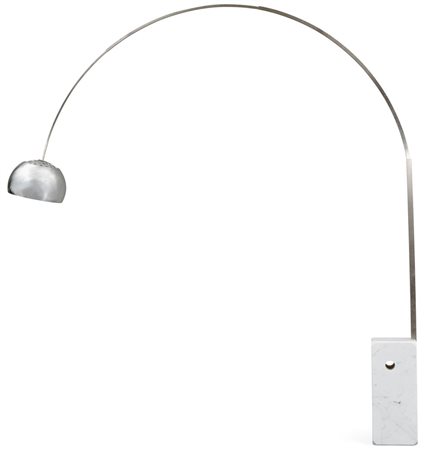 Flos: lampada da terra modello Arco su base in marmo bianco di Carrara,...