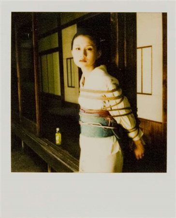 Nobuyoshi Araki Senza titolo polaroid cm. 10x9 Firma sul retro della polaroid