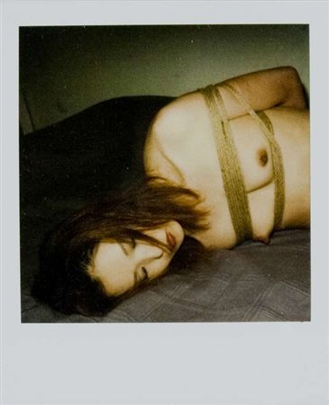 Nobuyoshi Araki Senza titolo polaroid cm. 10x9 Firma sul retro della polaroid