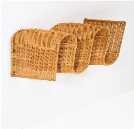 MANIFATTURA ITALIANA Portariviste sospeso. -. Cm 73,00 x 30,00 x 15,00....