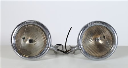 MANIFATTURA Coppia di fanali d'aereo anni 20. -. Cm 28,00 x 33,00 x 28,00....