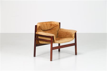 MANIFATTURA ITALIANA Poltroncina in palissandro e tessuto, anni 50. -. Cm...