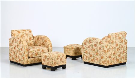 MANIFATTURA ITALIANA Coppia di poltrone con due pouf, anni 40. -. Cm 75,00 x...