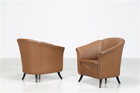 MANIFATTURA ITALIANA Coppia poltrone in legno e skai. -. Cm 75,00 x 78,00 x...