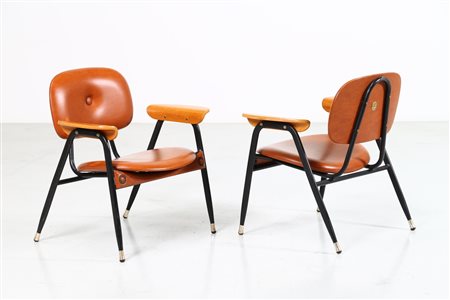 POLTRONOVA Coppia di poltroncine, anni 60. -. Cm 66,50 x 71,00 x 57,00. Legno...