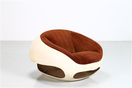 SABOT MARIO Poltrona Space Age. -. Cm 97,00 x 63,00 x 105,00. Fibra di vetro...