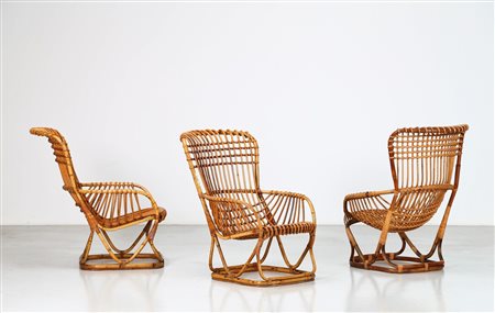 AGNOLI TITO Tre poltrone, per Bonacina anni 60. -. Cm 66,00 x 96,00 x 90,00....