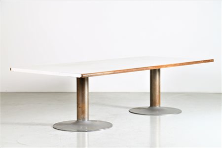 MANIFATTURA ITALIANA Tavolo da riunione. -. Cm 271,00 x 73,00 x 120,00....