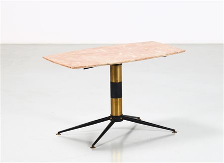 MANIFATTURA ITALIANA Tavolino anni 60. -. Cm 81,00 x 48,00 x 43,00. Metallo...