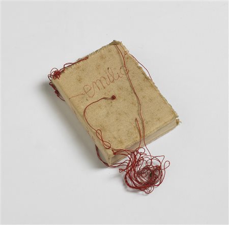 LAI MARIA (1919 - 2013) Emilio. 1980. Libro cucito. Cm 5,20 x 7,50 x 1,00....