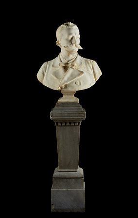 Scultore del secolo XIX "Ritratto di uomo con baffi" mezzobusto in marmo...
