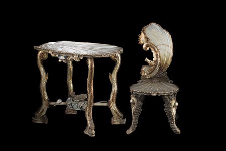 Fratelli Testolini (attr.) Parte di fornitura da salotto in legno intagliato,...