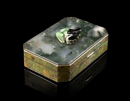 Alfredo Ravasco (Genova 1873 - Ghiffa 1958)Scatola in argento e quarzo...