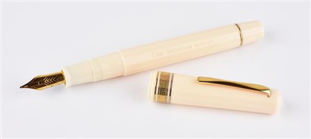 DUE PENNE STILOGRAFICHE, OMAS, EDIZIONI LIMITATE MOMA E BIBLIOTHÈQUE...