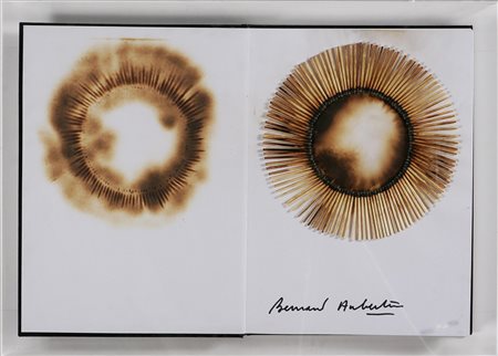 AUBERTIN BERNARD (n. 1934) Fiammiferi su catalogo. Fiammiferi bruciati su...