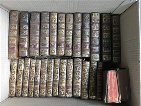 [LEGATURE] Lotto di volumi in 8vo e 16mo con belle legature del secolo...