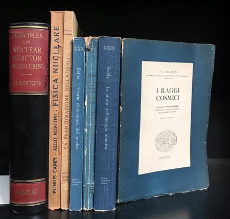 [ENERGIA ATOMICA]. Lotto di alcuni libri inerenti agli studi di energia...