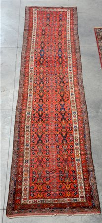 Tappeto passatoia Ferahkan, Persia inizio secolo XX. Decoro "all over"...