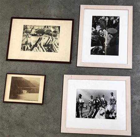 Quattro fotografie ai sali d'argento in cornice di cui due di...