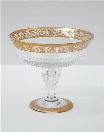 Manifattura francese St. Louis. Alzata in cristallo molato decorata con...