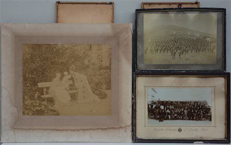 Lotto di tre stampe fotografiche di soggetto e dimensioni differenti, fine...