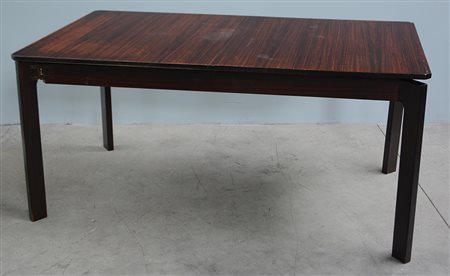 Tavolo allungabile in legno di palissandro indiano massello e impiallacciato....