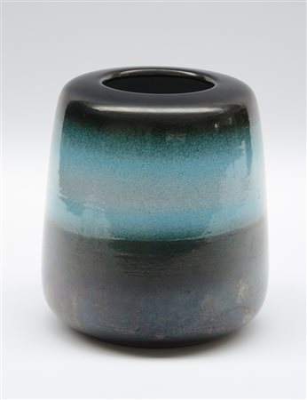 Manifattura tedescaVaso in ceramica smaltato in bruno metallico con fascia...