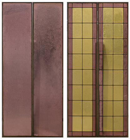 Lotto composto da quattro vetrate in vetri dipinti in policromia e legati a...