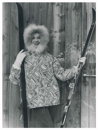 ELSA HAERTTERBelfe 1959Una stampa fotografica vintage alla gelatina sali...