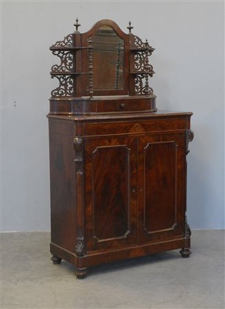 Credenzina con alzata in noce e radica di noce, parte superiore a specchio,...