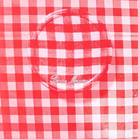 BARBARA FASSLERBonne mamman, 2002Stampa lambdacm 15x15Firma, titolo, tecnica...