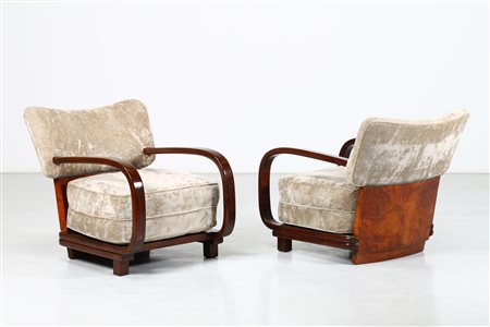 VALABREGA VITTORIO Coppia di poltrone, di quattro conosciute. -. Cm 72,00 x...