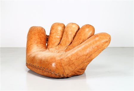 DE PAS, D'URBINO E LOMAZZI Poltrona Joe. . Cm 190,00 x 90,00 x 120,00. Pelle,...