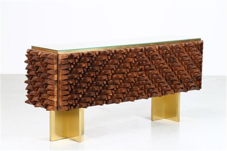 INTERNO 43 Sideboard. -. Cm 146,00 x 83,00 x 48,00. Legno, ottone e vetro,...