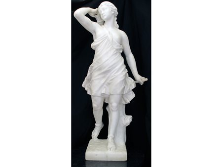 Scultura in marmo bianco firmata nella parte posteriore "Coustou Paris"....