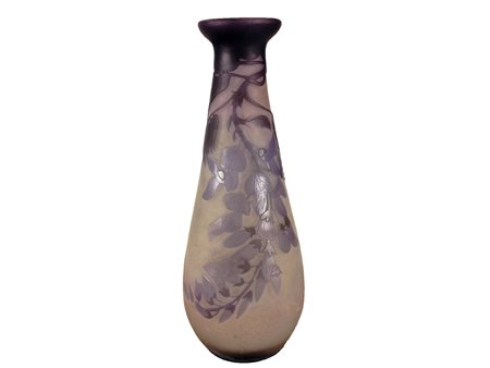 Emile Gallé Nancy circa 1930 Vaso piriforme in vetro incolore doppiato in...