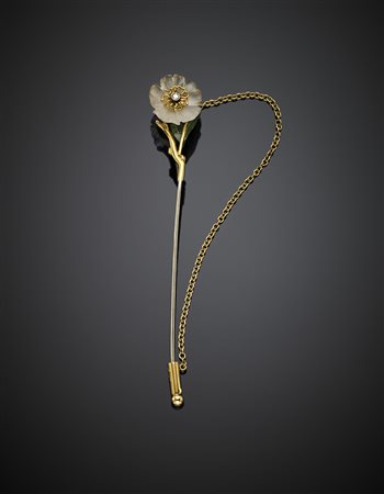 *DAMIANISpillone in oro giallo, quarzo ialino e nefrite a guisa di fiore, g...