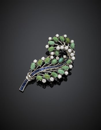 Spilla a guisa di foglia in platino, turchesi, diamanti rotondi per...