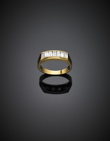 Fedina in oro giallo con diamanti a baguette per complessivi ct. 1 circa, g...