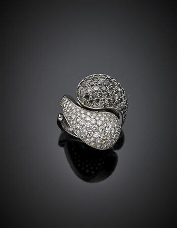 CARTIER Anello divisibile in oro bianco con pavé di diamanti incolori e grigi...