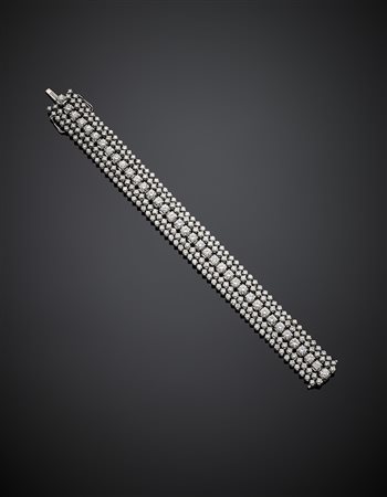 Bracciale in oro bianco con diamanti per complessivi ct. 14 circa g 69,77,...