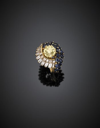 Anello in oro giallo con diamante fancy yellow green di ct. 2,57 rifinito in...