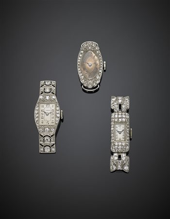 Lotto composto da tre orologini da polso da donna in platino e diamanti,...