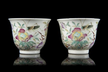 Coppia di coppette Famiglia Rosa a decoro floreale, marchio Guangxu e del...